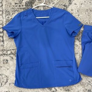 MedCouture Scrub Set